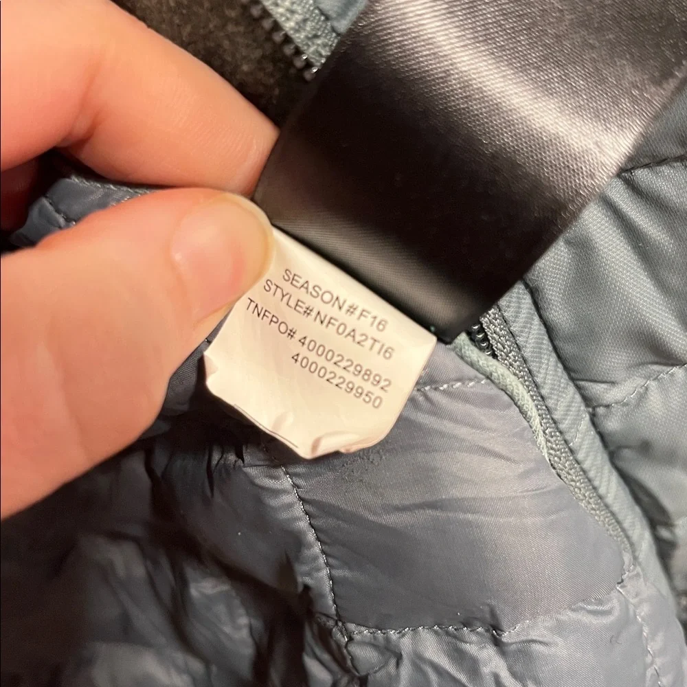 The North Face Thermoball Zip Up Jacket Size Small SEE DESCRIPTION - Picture 7 of 12